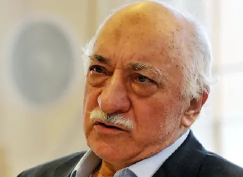 Öldüyü deyilən Fətullah Gülənin FOTOSU YAYILDI – Yorğana bürünüb