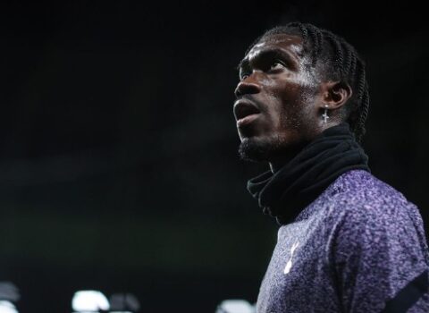 “Tottenhem”in futbolçusu qarət olundu