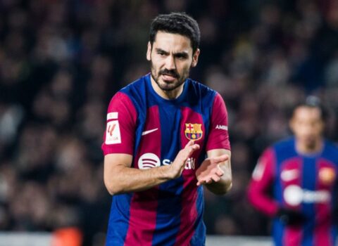 Gündoğan “Barselona”da qalacaq