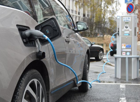 “Ölkəyə 15 min manata elektromobillər gətirmək olar” – Ekspertdən hökumətə ÇAĞIRIŞ  