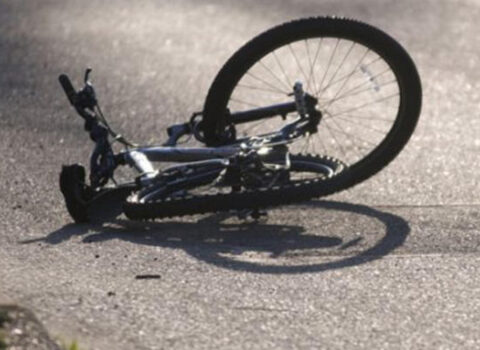 Astarada yük maşını 14 yaşlı velosipedçini vurdu