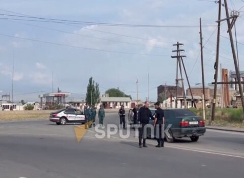 İrəvana aparan yollarda postlar qurulub, avtomobillər yoxlanılır – VİDEO