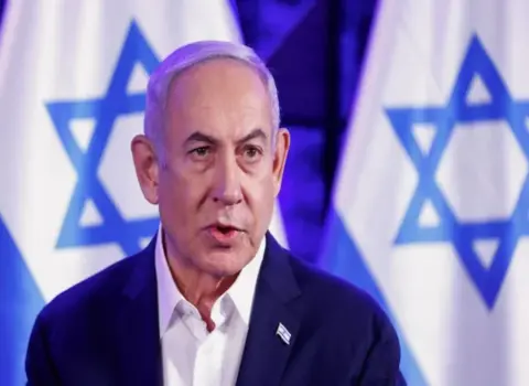 Netanyahu İsraildə fövqəladə hərbi kabineti buraxdı