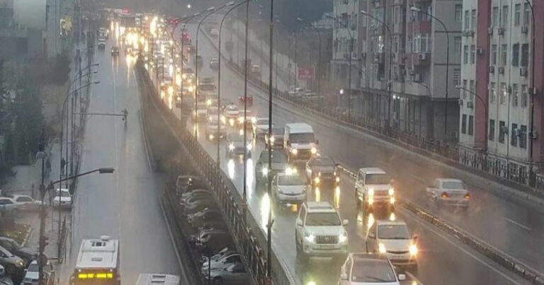 Yağışlı hava ilə bağlı əhaliyə XƏBƏRDARLIQ Yağışlı hava ilə bağlı əhaliyə XƏBƏRDARLIQ