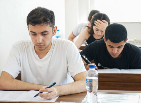 Rezidenturaya qəbul imtahanı keçirildi