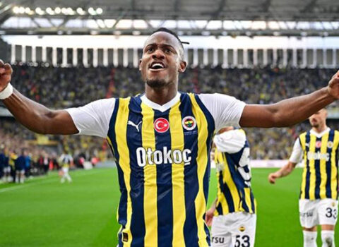 “Fənərbaxça”dan ayrılıb “Qalatasaray”a keçir