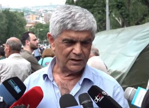 Vitali Balasanyan üzə çıxdı və “asıb-kəsdi”