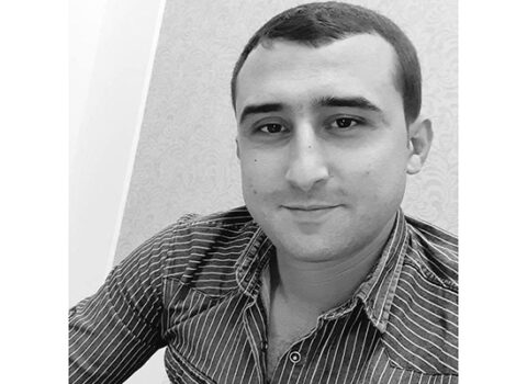 Hakimlə mübahisə etdi, vəkillik fəaliyyəti dayandırıldı