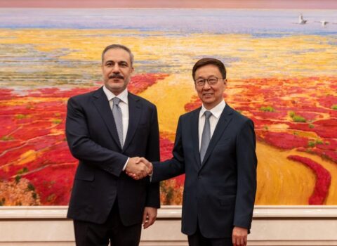 Hakan Fidan Çinin sədr müavini ilə görüşüb