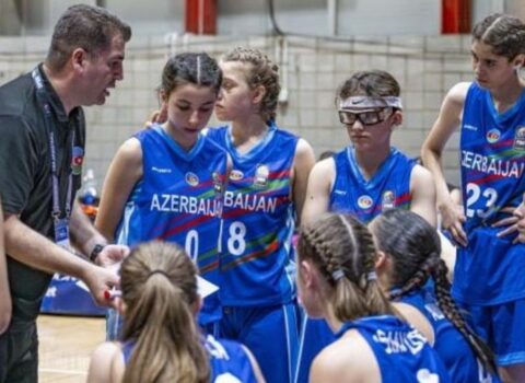 Millimiz Avropa çempionatında final matçına ÇIXIR