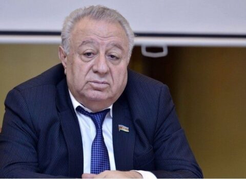 “Oğlum su pulunu ödəməyib, onun şəklini qoy, mənim şəklimi niyə qoyursan?” – Mirələmov DANIŞDI