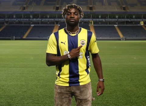 “Fənərbağça”nın yeni futbolçusundan “Qalatasaray”a QICIQ doğuran MESAJ