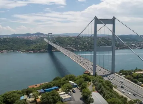 İstanbul boğazı bağlandı