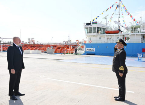 Prezident “Zəngilan” tankerinin istismara verilməsi mərasimində iştirak etdi