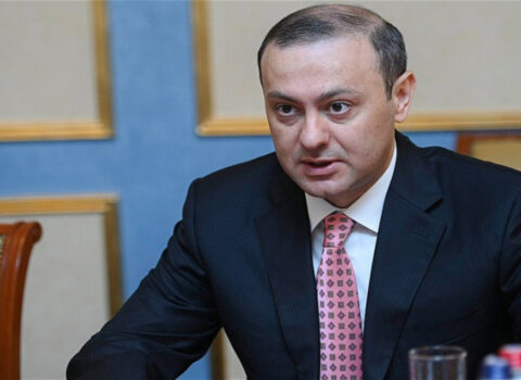 Armen Qriqoryan Böyük Britaniyaya səfər edəcək