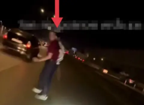 Bakı-Sumqayıt yolunda gənclər ölümlə üz-üzə gəldilər – ANBAAN GÖRÜNTÜLƏR