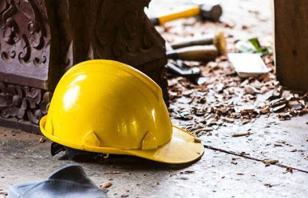 Sumqayıtda fəhlə dağıntılar altında qaldı
