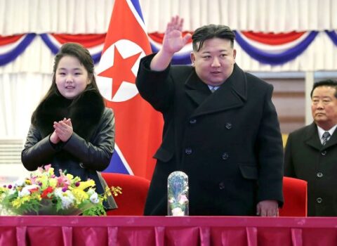 Kim Çen Inın varisi təyin olundu