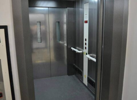 Niyə liftdə güzgüyə ehtiyac var? – Hər kəs bu barədə bilmir