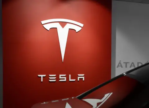 “Tesla”nın II rüb maliyyə hesabatı gözləntiləri qarşılamadı
