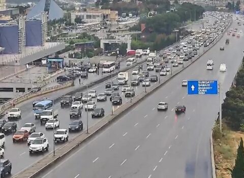 Bakıda tıxac olan yolların adları açıqlandı