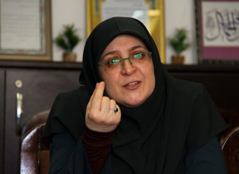 İranda ilk dəfə qadın hökumət sözçüsü təyin edildi