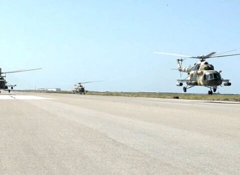 HHQ-nin helikopter bölmələri şərti düşmənin yerüstü hədəflərini məhv etdilər