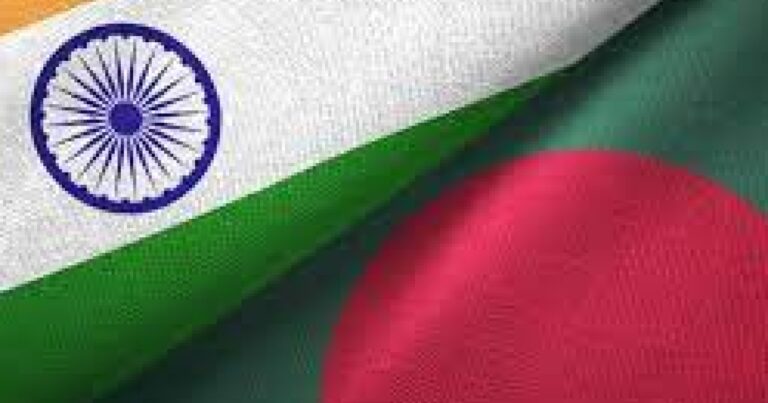 Hindistan və Banqladeş arasında ticarət tamamilə dayandırıldı Hindistan və Banqladeş arasında ticarət tamamilə dayandırıldı