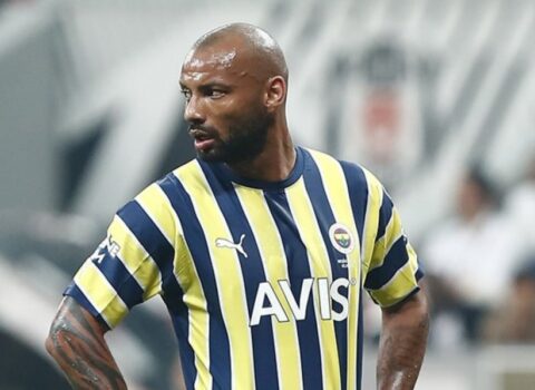 “Fənərbağça” futbolçusu ilə yollarını ayırdı
