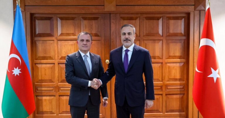 XİN başçıları bunları müzakirə etdi XİN başçıları bunları müzakirə etdi