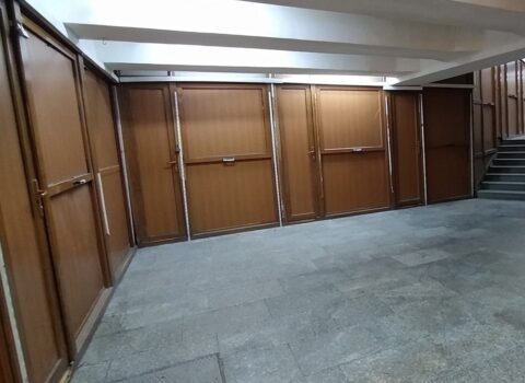 “20 Yanvar” yeraltı keçidlərində mağazalar xəbərdarlıq olunmadan bağlanıb – NƏLƏR BAŞ VERİR?