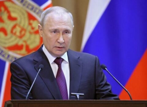 Putin nəyi xahiş edib?
