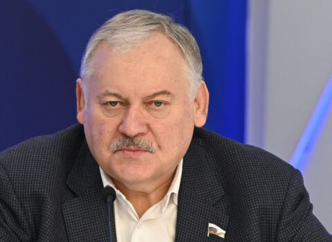 “Putin Azərbaycana Ermənistandan olan tərcüməçi ilə getməlidir?” – Konstantin Zatulinlə MÜSAHİBƏ
