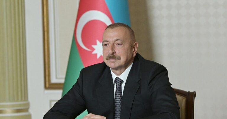 İlham Əliyev: Azərbaycanda idmanın inkişafı ardıcıl surətdə gedir İlham Əliyev: Azərbaycanda idmanın inkişafı ardıcıl surətdə gedir