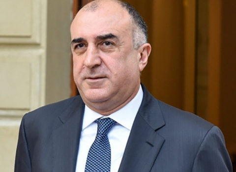 “Evdən işləyən” nazir haqda SENSASİON XƏBƏR