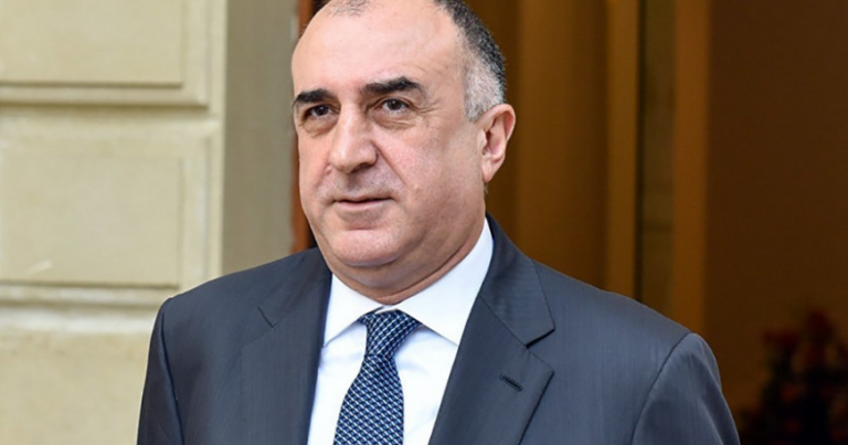“Evdən işləyən” nazir haqda SENSASİON XƏBƏR “Evdən işləyən” nazir haqda SENSASİON XƏBƏR