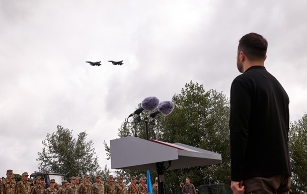 Ukrayna ilk dəfə “F-16” qırıcılarından istifadə etməyə başladı Ukrayna ilk dəfə “F-16” qırıcılarından istifadə etməyə başladı