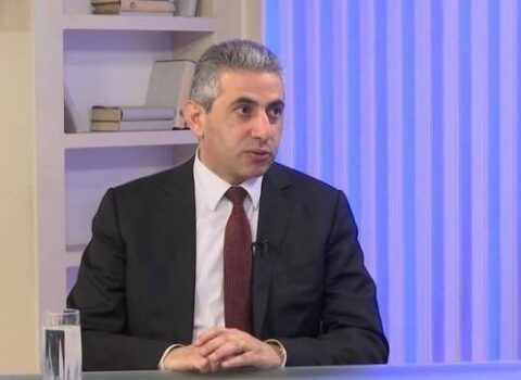 Erməni politoloq: “Azərbaycan Ordusunun yeganə missiyası Naxçıvandan İrəvan istiqamətində hücuma keçməkdir”