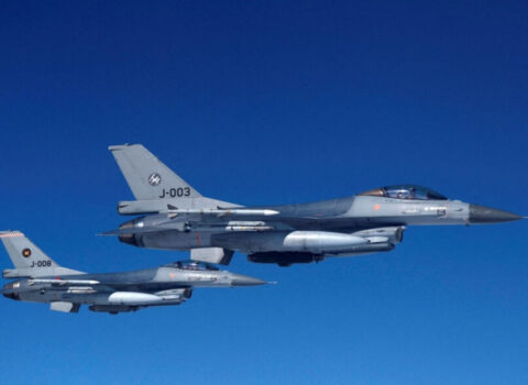 KİV: “Ukrayna 10 ədəd F-16 alıb”