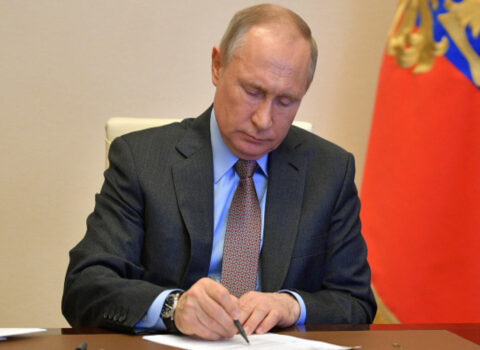 Putin Kursk istiqamətindəki döyüşlərə koordinator təyin etdi