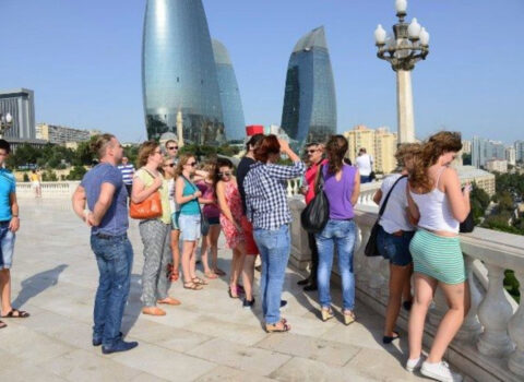 Bu il Azərbaycana 1.5 milyondan çox turist gəldi