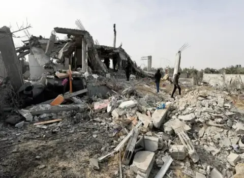 İsrail aviasiyası Qəzza və Livanı bombaladı: 25 nəfər öldü, yaralılar var