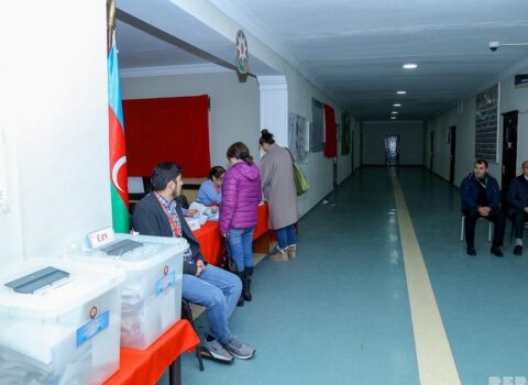 Azərbaycanda 1000 seçki məntəqəsində vebkameralar quraşdırıldı