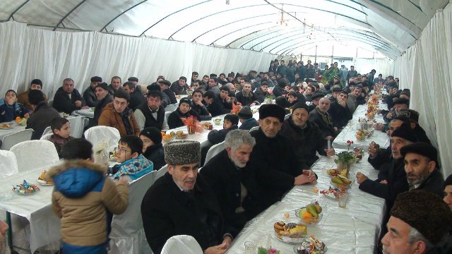 Gəncə və Göygöldəki kütləvi zəhərlənmənin ŞOK SƏBƏBİ – Məşhur həkim DANIŞDI Gəncə və Göygöldəki kütləvi zəhərlənmənin ŞOK SƏBƏBİ – Məşhur həkim DANIŞDI