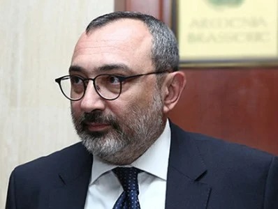 “Azərbaycan Zəngəzur dəhlizindən imtina etməyib” –  Karen Mirzoyan