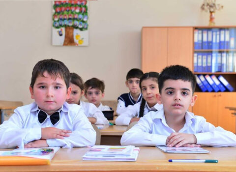 Şagirdlərin yerdəyişməsi dayandırılır