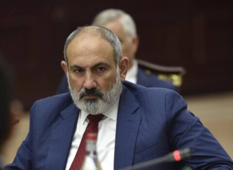“Biz Paşinyanın sevimliləri arasında deyilik” – Vaxtanq Siradeqyan