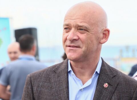 Odessa meri Puşkinin abidəsini sökməkdən imtina etdi