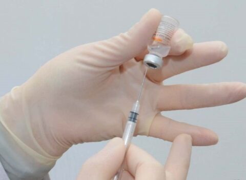 Bəzi poliklinikalarda qızılca əleyhinə peyvənd tapılmır: Özəl klinikalarda QİYMƏTLƏR