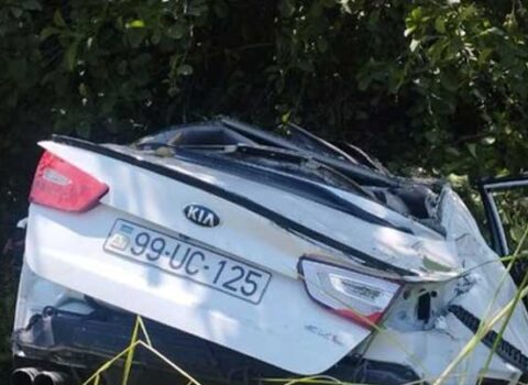 Ağdaşda yol qəzası oldu, ölən var